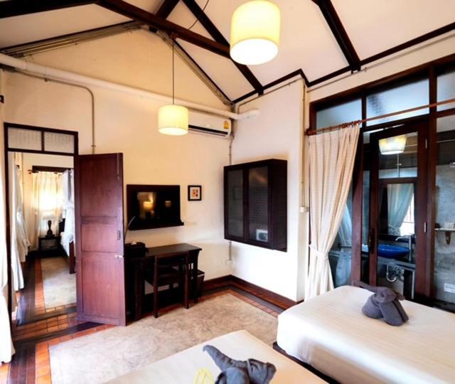 Ban Chang Tong Chiang Mai Exterior photo
