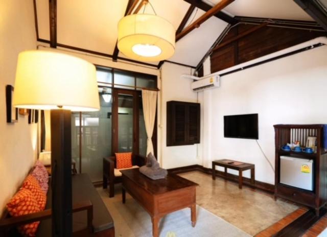 Ban Chang Tong Chiang Mai Exterior photo
